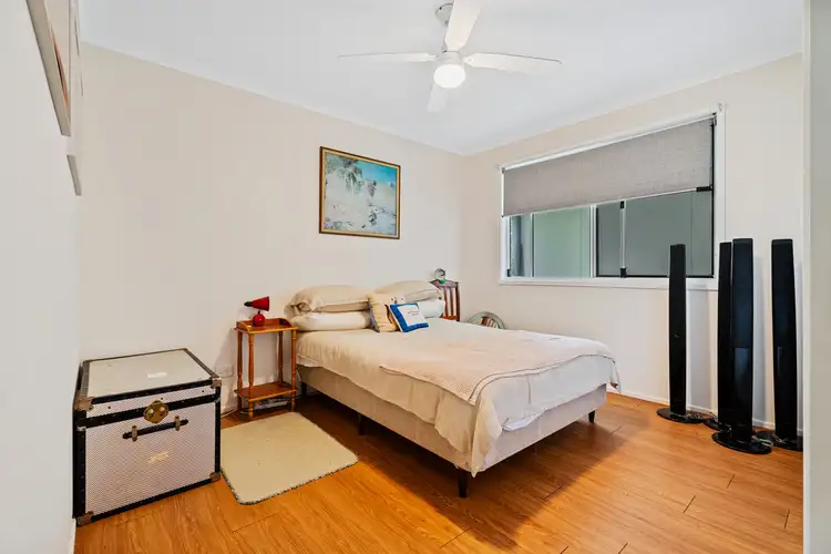 Sixth view of Homely house listing, 4 Par Court, Urraween QLD 4655