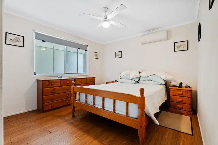 Seventh view of Homely house listing, 4 Par Court, Urraween QLD 4655