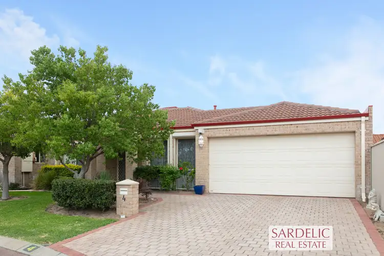 4 Plum Place, Spearwood WA 6163