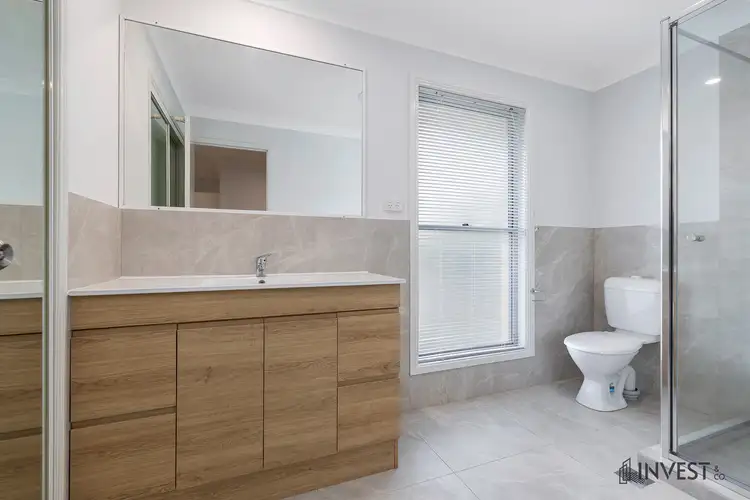 Fourth view of Homely townhouse listing, 9/9 Lawrence Close, Robertson QLD 4109