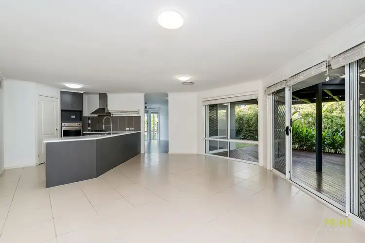 Sixth view of Homely house listing, 3 Maureen Court, Point Vernon QLD 4655