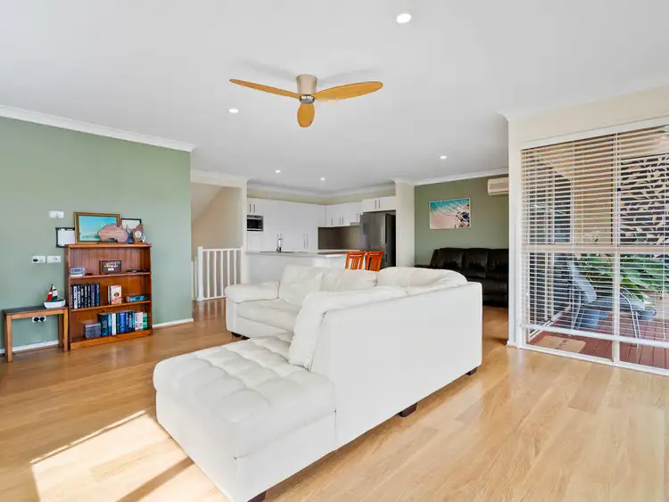 Sixth view of Homely townhouse listing, 22/43 Doubleview Drive, Elanora QLD 4221