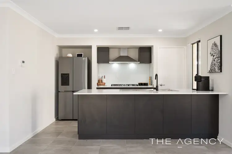 17 Tasman Crescent, Mandogalup WA 6167