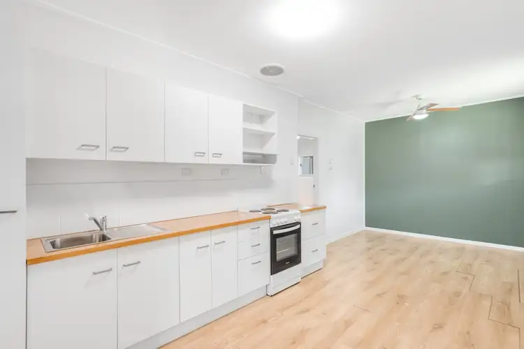 Sixth view of Homely house listing, 20 Lynanda Court, Rothwell QLD 4022
