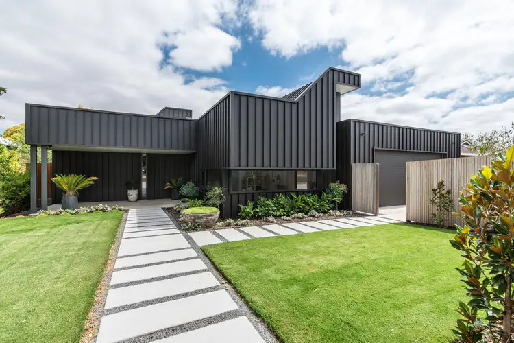 7 Clarke Street
