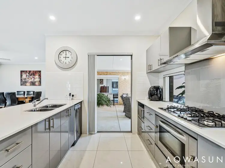 8 Seashells Crescent, Singleton WA 6175