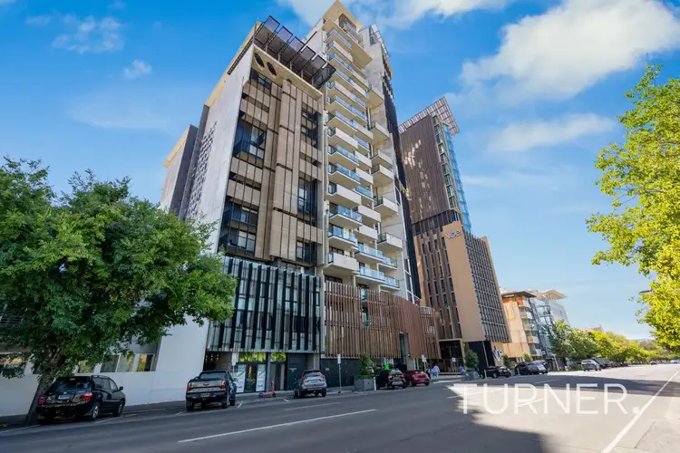 242 Flinders Street