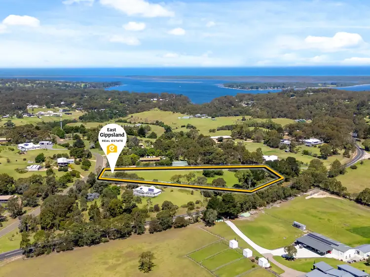 16 Currawong Court, Metung VIC 3904