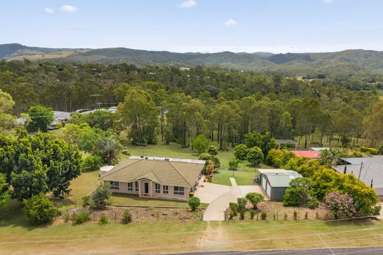 90 Scarvell Place, Kooralbyn QLD 4285