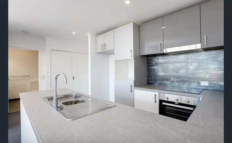 13/10 Pimlico Crescent, Wellard WA 6170