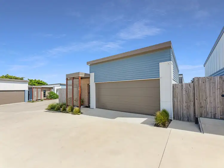 Main view of Homely unit listing, 24/1 Links Court, Urraween QLD 4655
