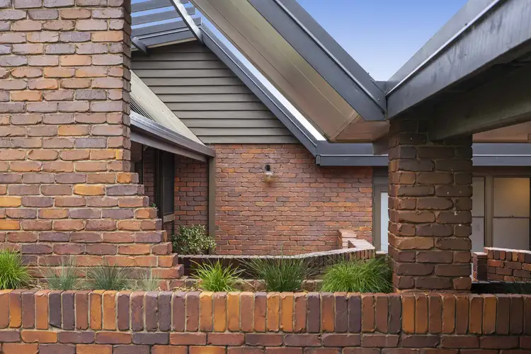 14 Mcstay Street, Middle Ridge QLD 4350