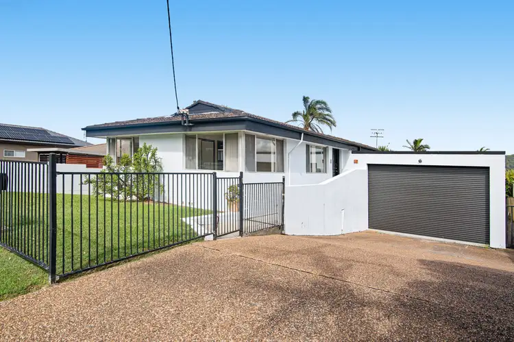70 Lowanna Avenue, Forresters Beach NSW 2260