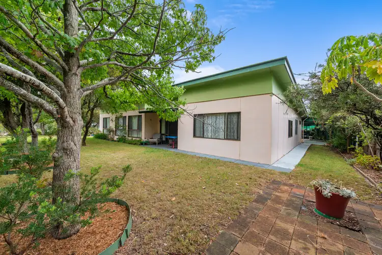 196 Princes Highway, Lakes Entrance VIC 3909