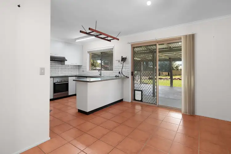 Fifth view of Homely house listing, 32 Flame Tree Court, Walloon QLD 4306
