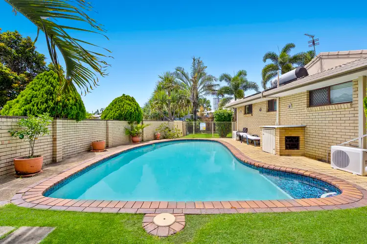 7 Seahawk Crescent, Burleigh Waters QLD 4220