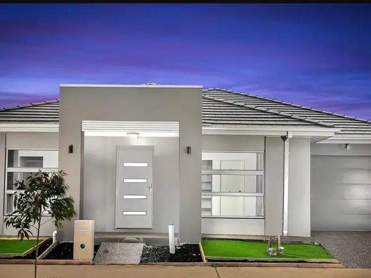 6 Tynemouth Way, Donnybrook VIC 3064