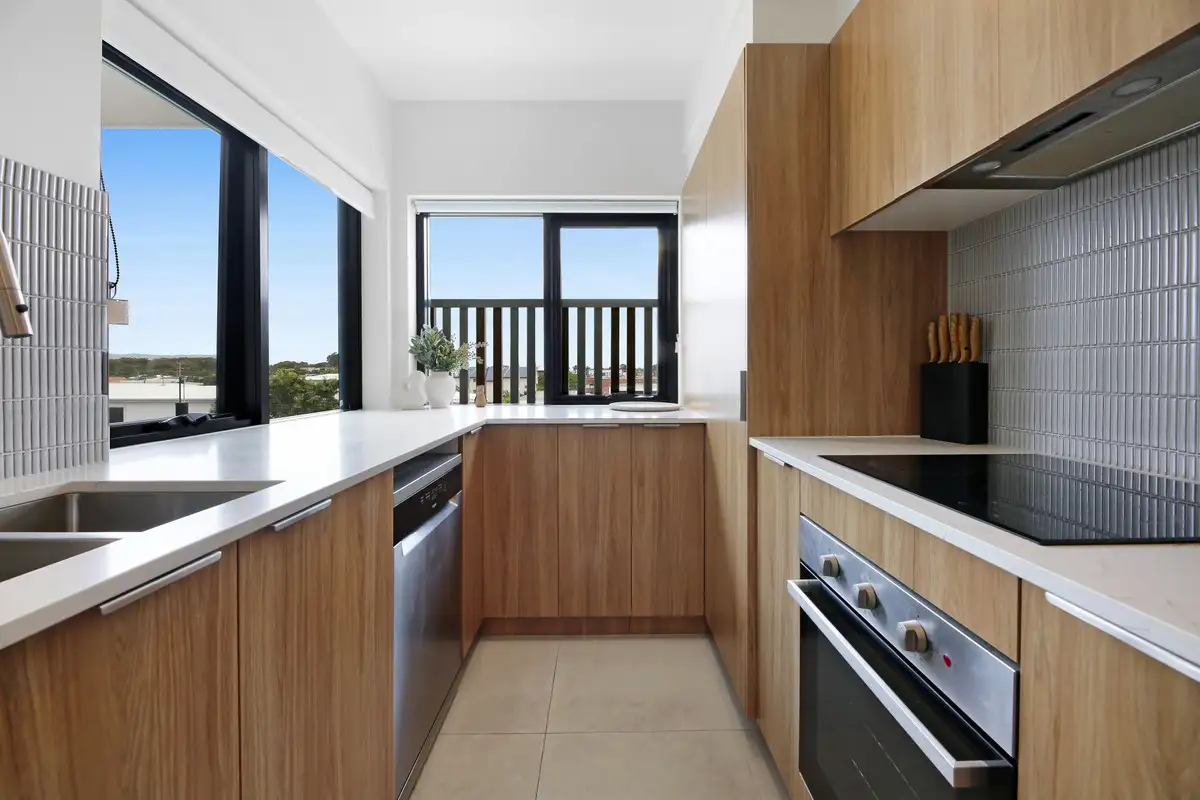 Main view of Homely unit listing, 15/2044 Gold Coast Highway, Miami QLD 4220