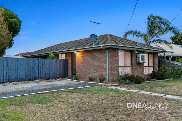 Second view of Homely house listing, 8 Catherine Road, Seabrook VIC 3028