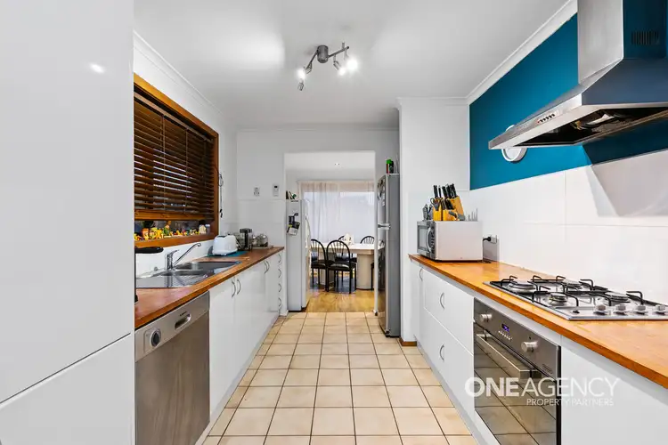 Fourth view of Homely house listing, 8 Catherine Road, Seabrook VIC 3028