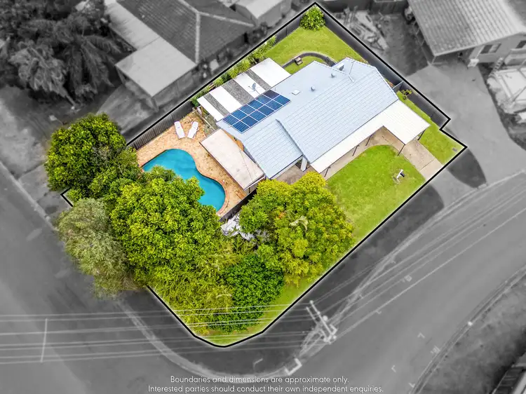 2 Thoms Crescent, Mount Warren Park QLD 4207