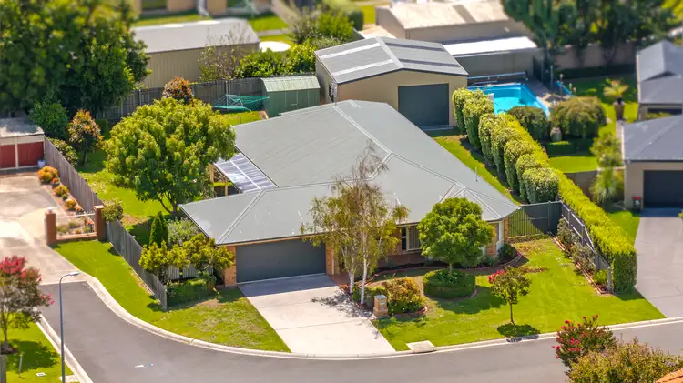 14 Spoonbill Place, Sale VIC 3850