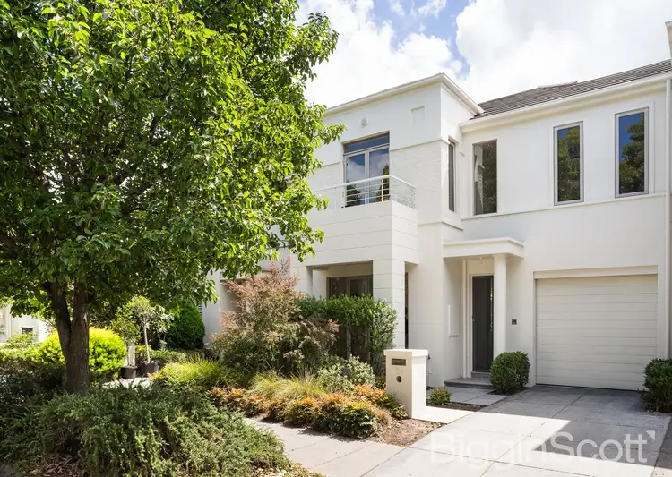 61 Beacon Vista, Port Melbourne VIC 3207