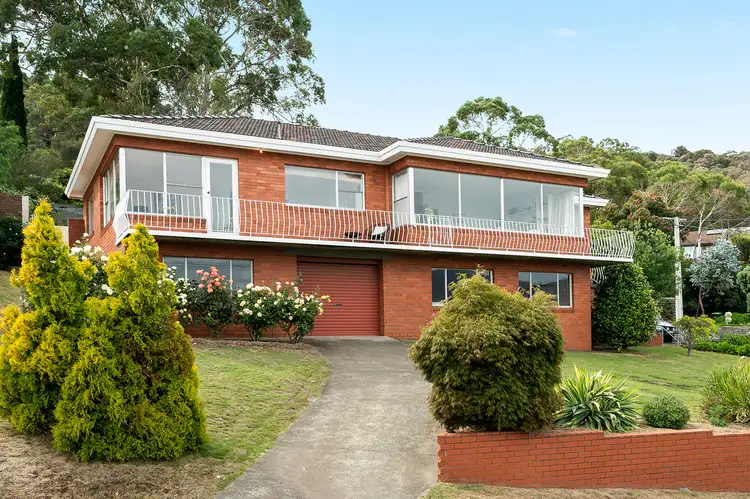 53 Cornwall Street, Rose Bay TAS 7015
