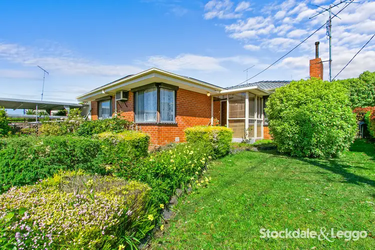 10 Williams Avenue, Churchill VIC 3842