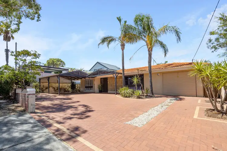 6 Gillen Court, Padbury WA 6025