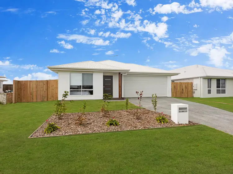 Main view of Homely house listing, 32 Lady Elliot Crescent, Eli Waters QLD 4655