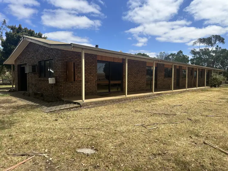 605 Cobden-Stonyford Road