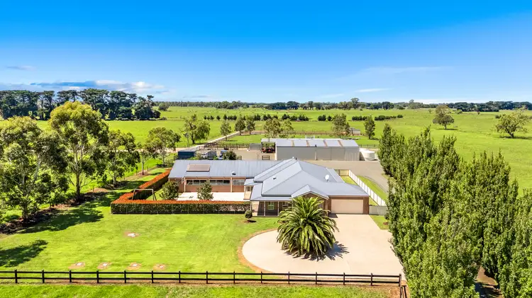 977 Maffra-Sale Road, Bundalaguah VIC 3851