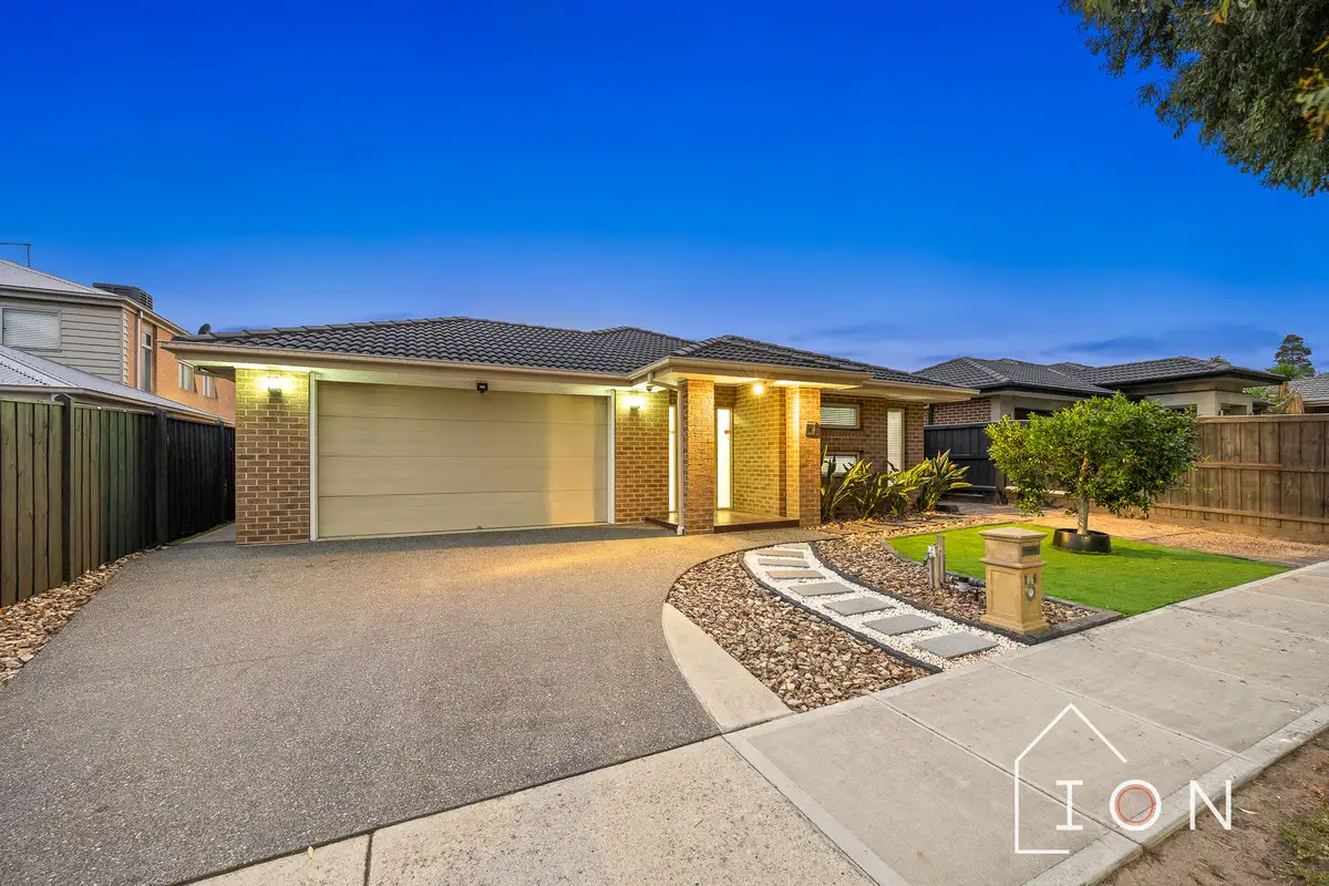 Main view of Homely house listing, 16 Ercildoune Court, Cranbourne West VIC 3977