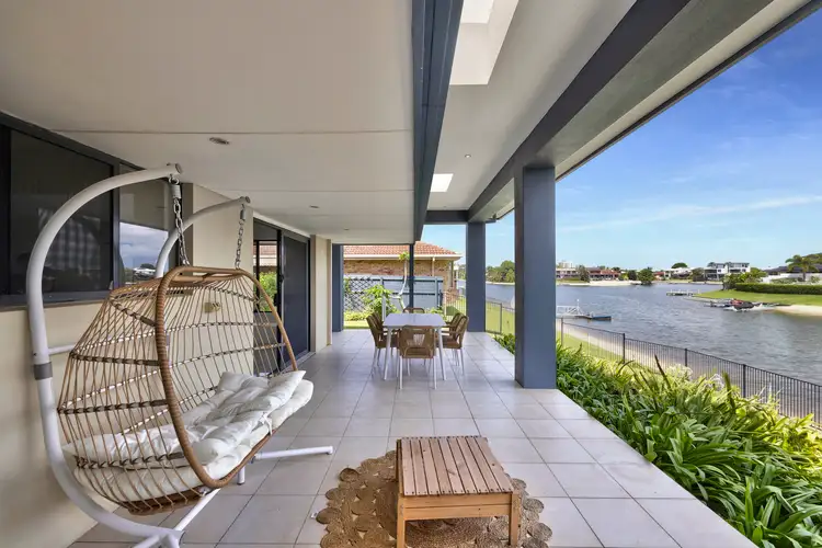 24 Wyuna Street, Broadbeach Waters QLD 4218