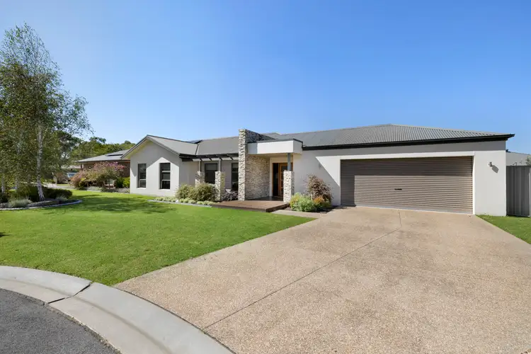 10 Glebe Drive, Sale VIC 3850