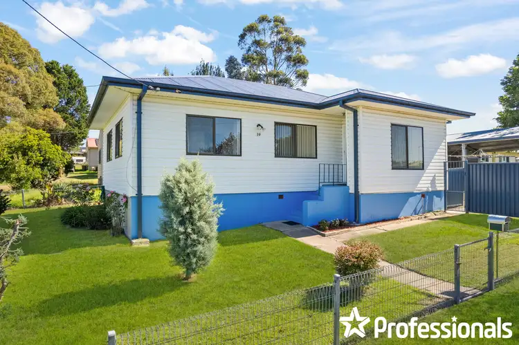 19 Hume Avenue, Wallerawang NSW 2845
