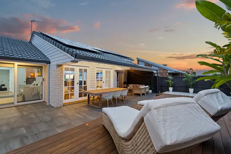 5 Myna Way, Burleigh Waters QLD 4220