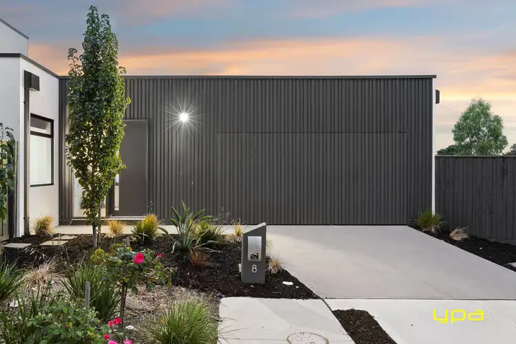 Second view of Homely house listing, 8 Ritz View, Cranbourne North VIC 3977