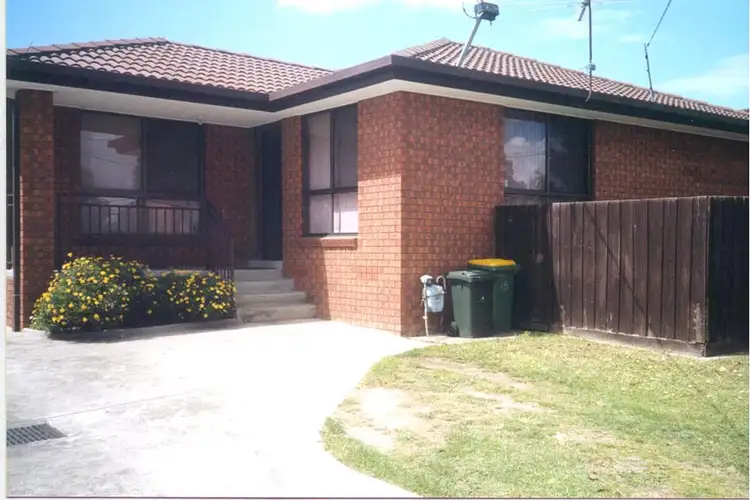 6 Warrawee Drive