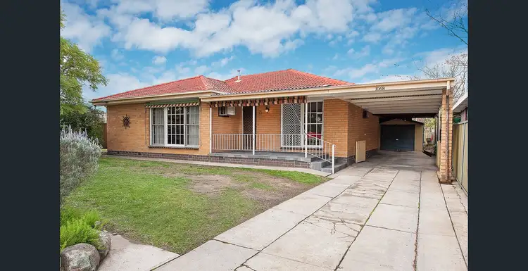 Main view of Homely house listing, 1068 Calimo Street, North Albury NSW 2640