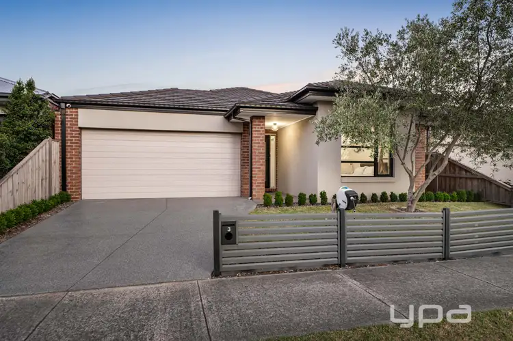 Second view of Homely house listing, 3 Marquee Circuit, Greenvale VIC 3059