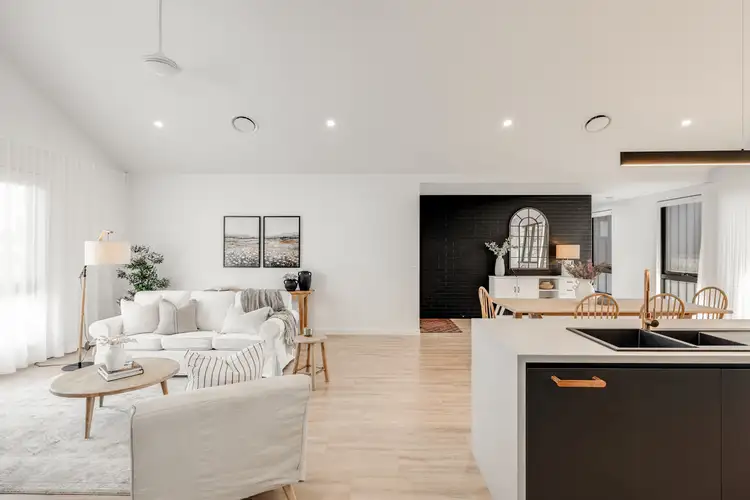 Fifth view of Homely house listing, 2 Summit Drive, Mount Rascal QLD 4350