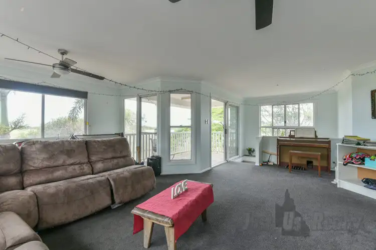 93 Lakeview Drive, Alloway QLD 4670