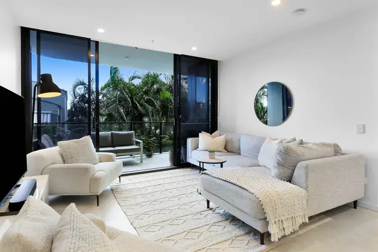 206/14 Twenty Eighth Avenue, Palm Beach QLD 4221