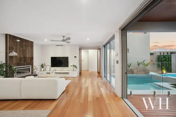 10 Wanstead Street, North Coogee WA 6163