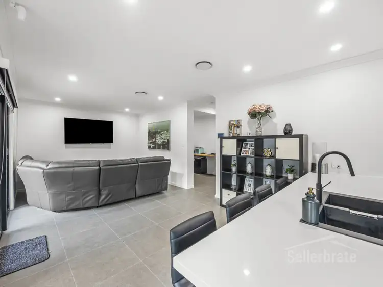 Second view of Homely house listing, 46 Bangalow Circuit, Bahrs Scrub QLD 4207