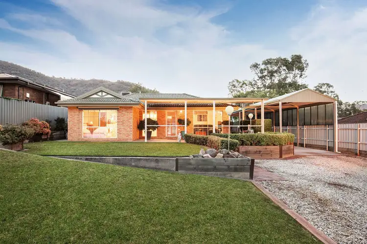 7 Quonoey Road, Kiewa VIC 3691