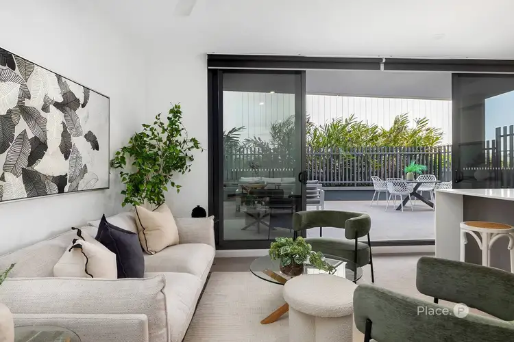 20409/300 Old Cleveland Road, Coorparoo QLD 4151