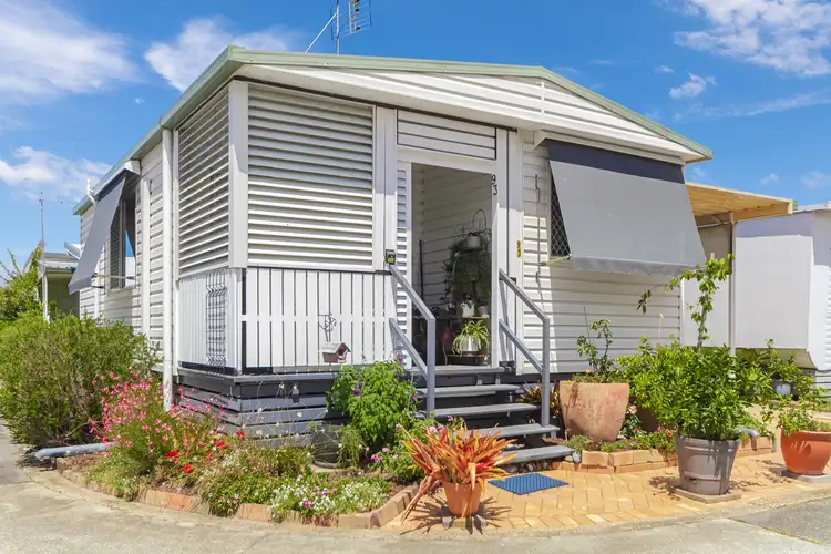 25 Chinderah Bay Drive